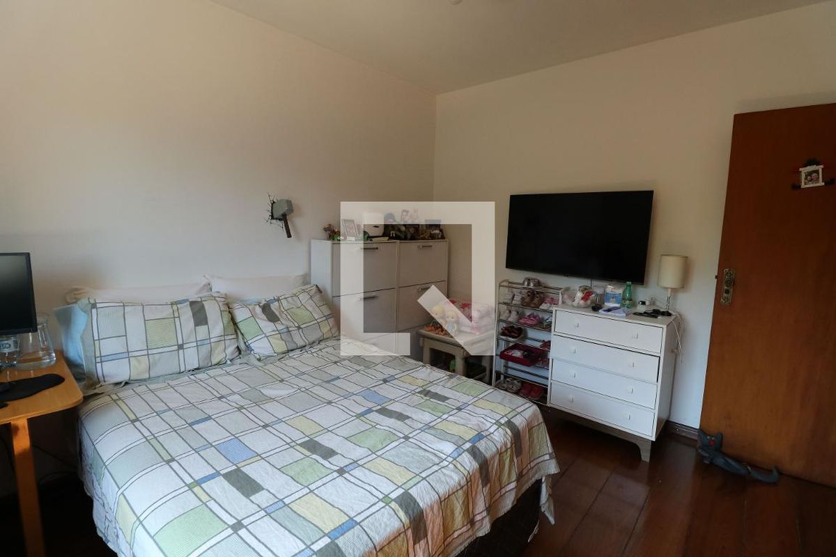 Casa, 3 quartos, 233 m² - Foto 60