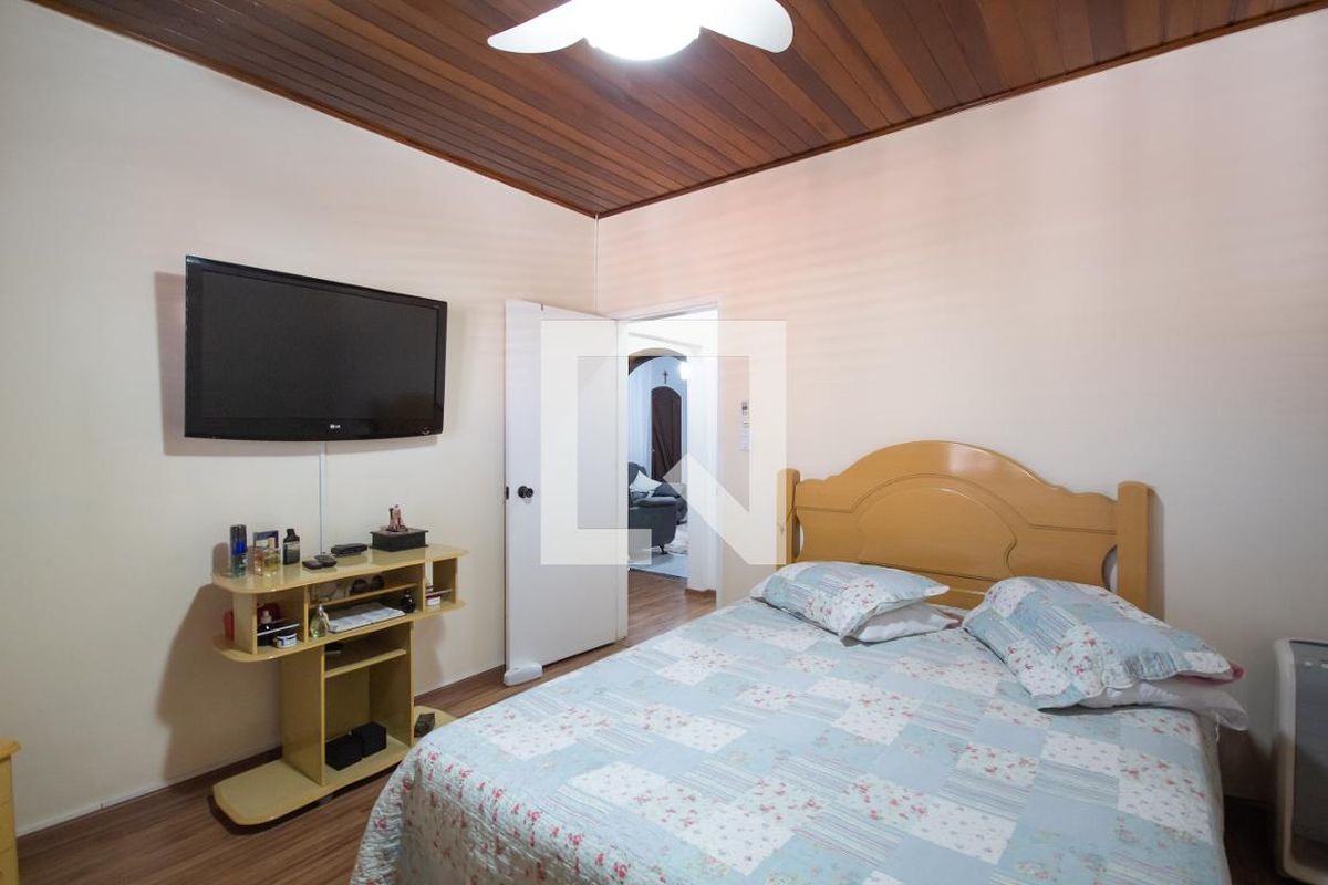 Casa, 3 quartos, 246 m² - Foto 20