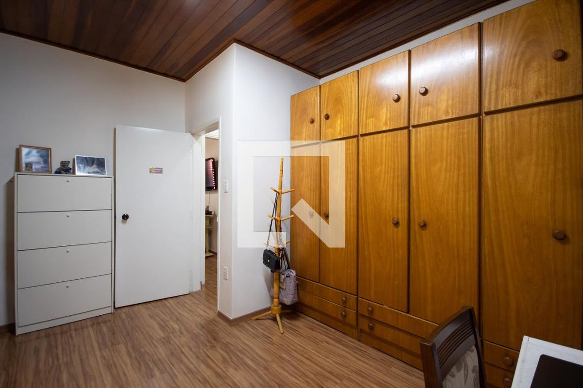 Casa, 3 quartos, 246 m² - Foto 40