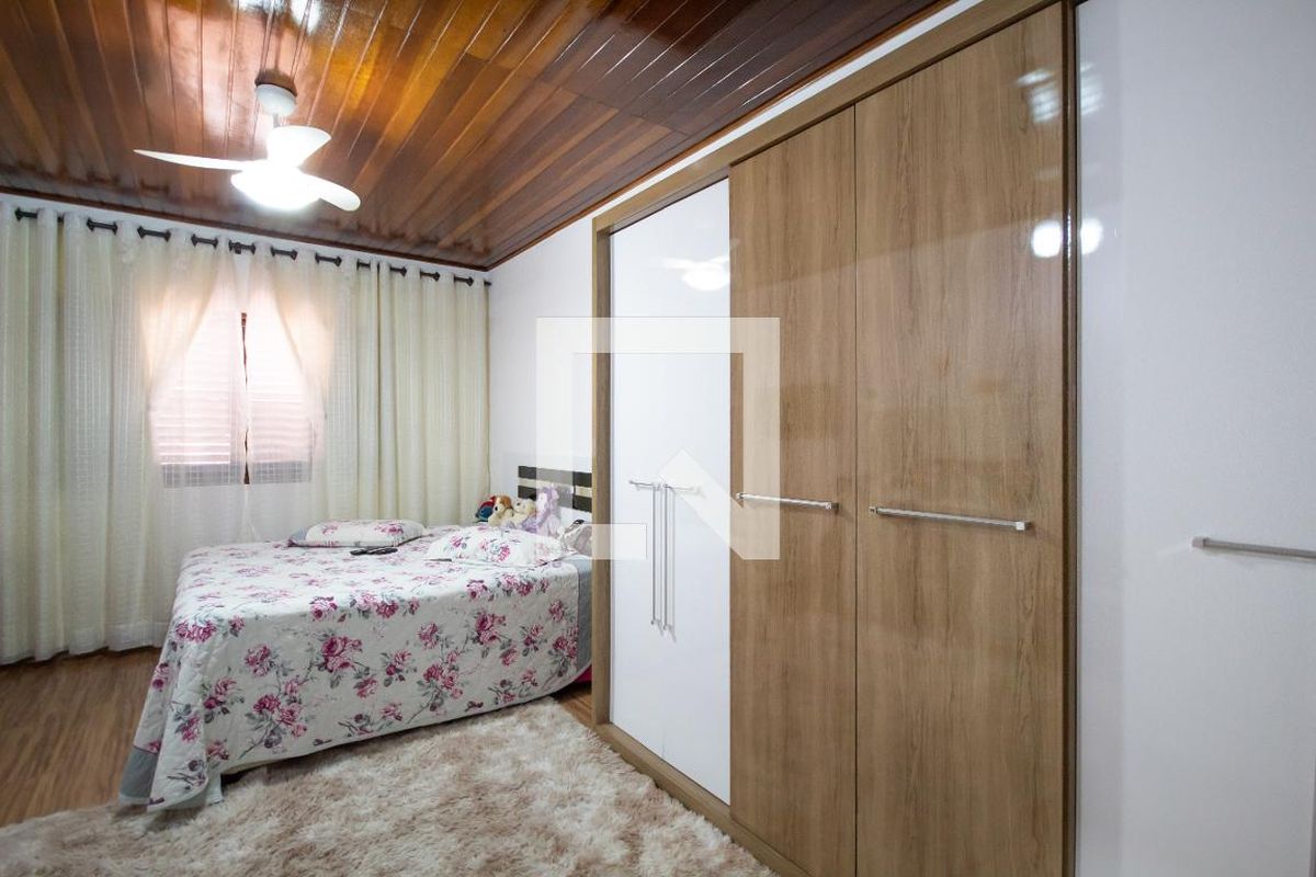 Casa, 3 quartos, 246 m² - Foto 26