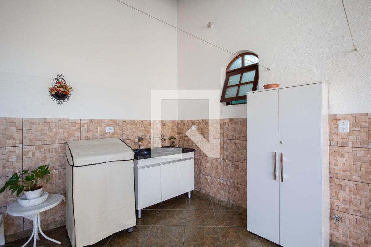 Casa, 3 quartos, 246 m² - Foto 70