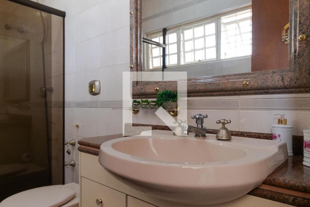Casa à Venda - Jardim Chapadão, 4 Quartos,  327 m2 em , Campinas - sp | SoloBR