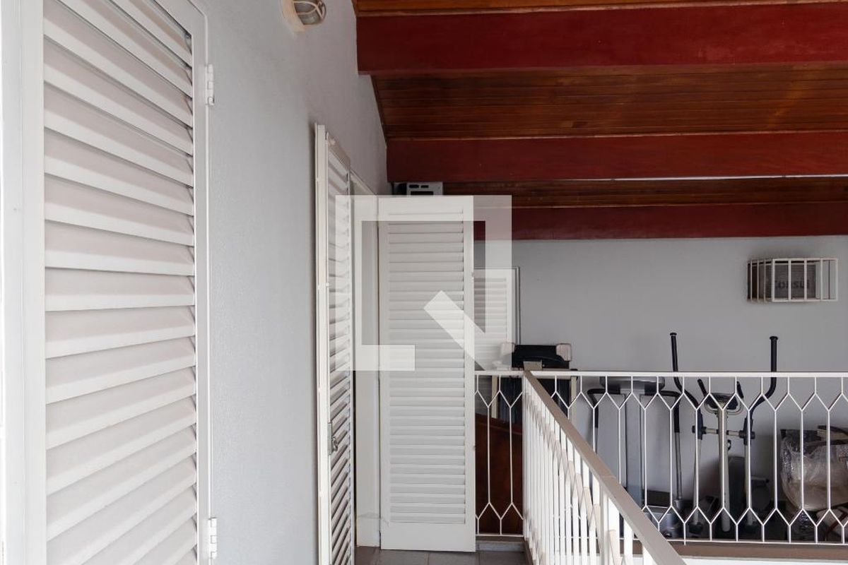 Casa à Venda - Jardim Chapadão, 4 Quartos,  327 m2 em , Campinas - sp | SoloBR