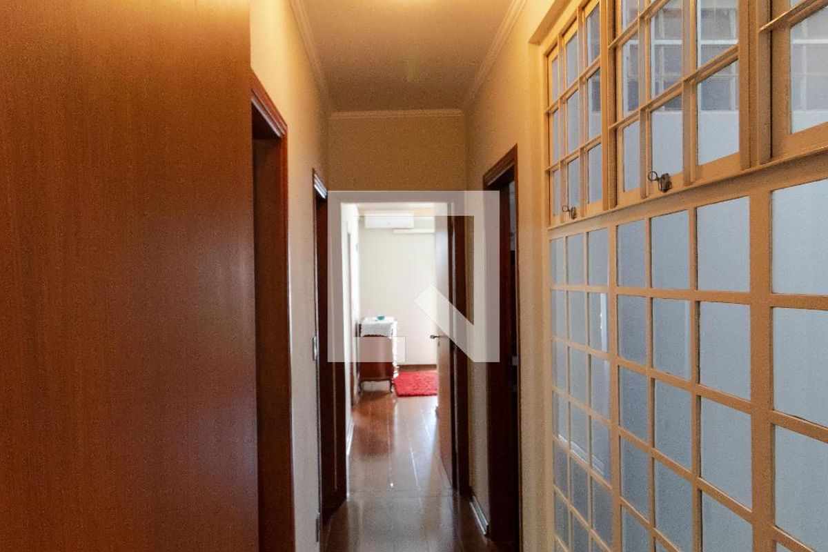 Casa à Venda - Jardim Chapadão, 4 Quartos,  327 m2 em , Campinas - sp | SoloBR