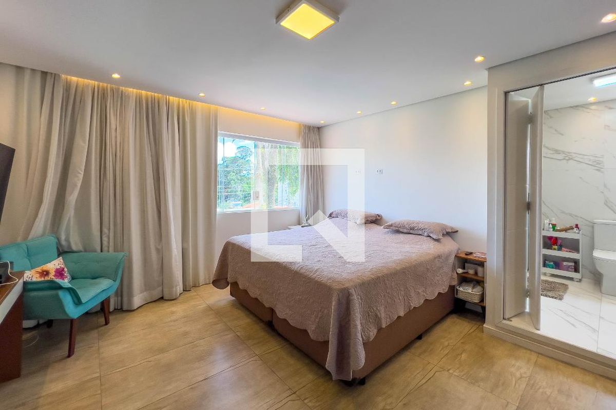 Casa, 4 quartos, 240 m² - Foto 40