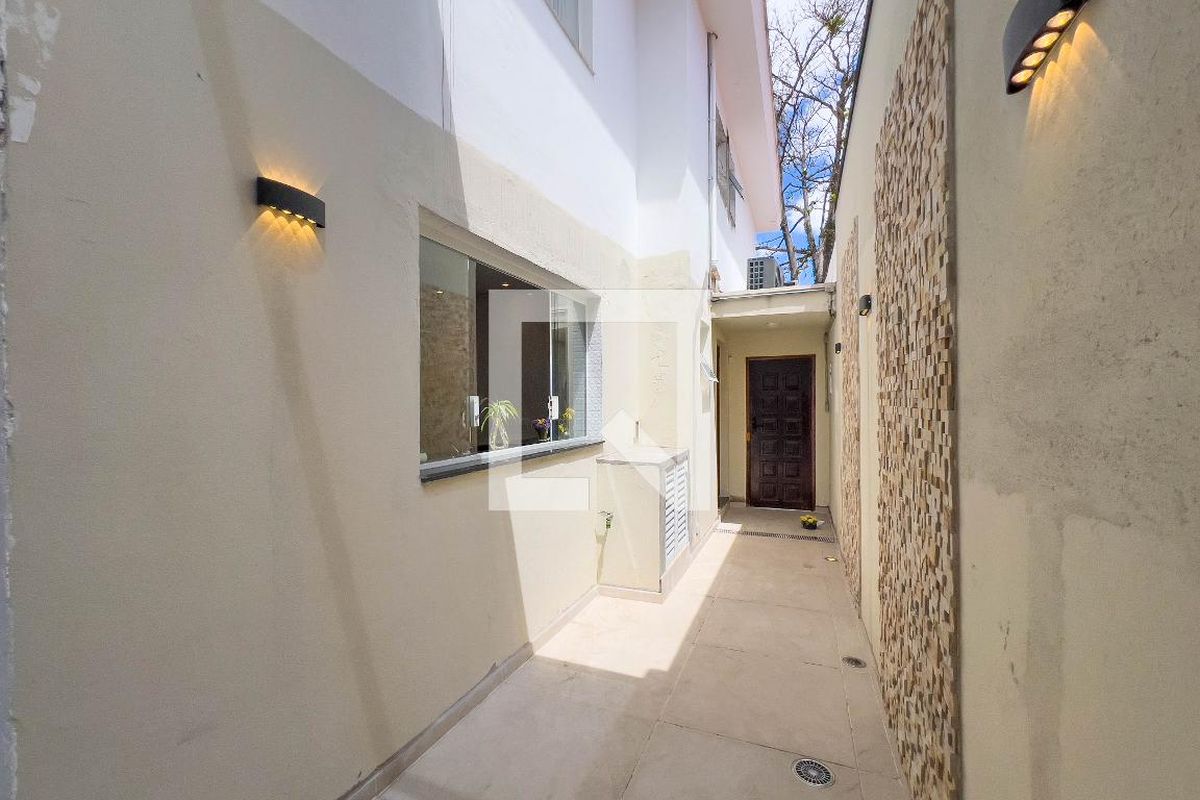 Casa, 4 quartos, 240 m² - Foto 104