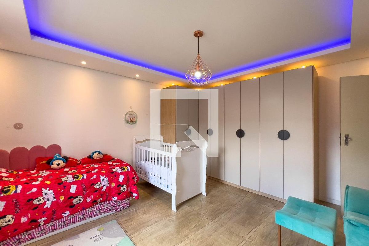 Casa, 4 quartos, 240 m² - Foto 20