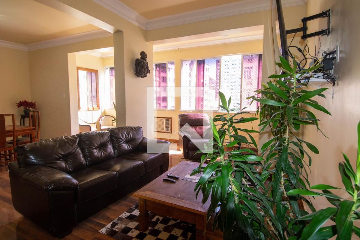 Apartamento, 3 quartos, 170 m² - Foto 2