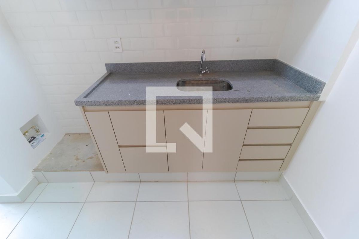 Apartamento à Venda - Jardim Flamboyant, 3 Quartos,  63 m2 em , Campinas - sp | SoloBR