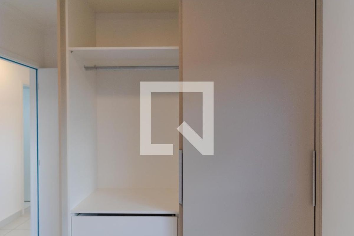 Apartamento à Venda - Jardim Flamboyant, 3 Quartos,  63 m2 em , Campinas - sp | SoloBR
