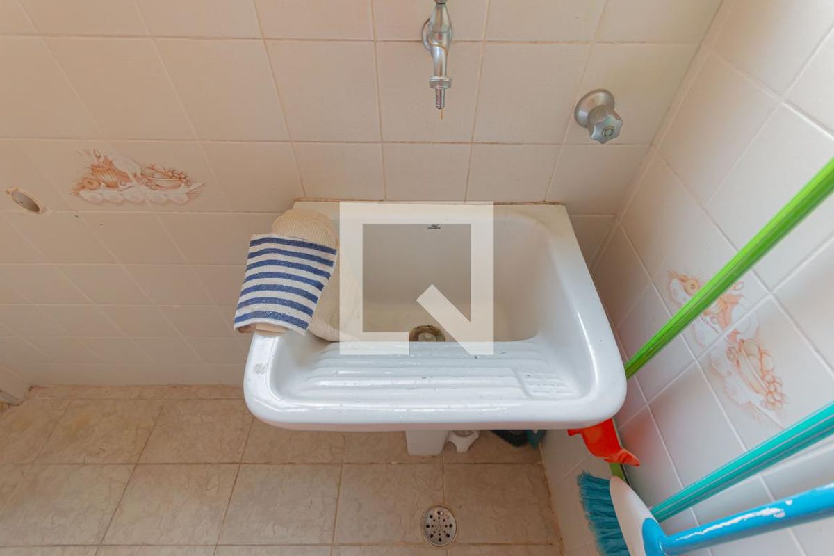 Apartamento à Venda - Mansões Santo Antônio, 2 Quartos,  77 m2 em , Campinas - sp | SoloBR