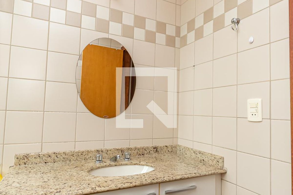 Apartamento à Venda - Mansões Santo Antônio, 4 Quartos,  135 m2 em , Campinas - sp | SoloBR