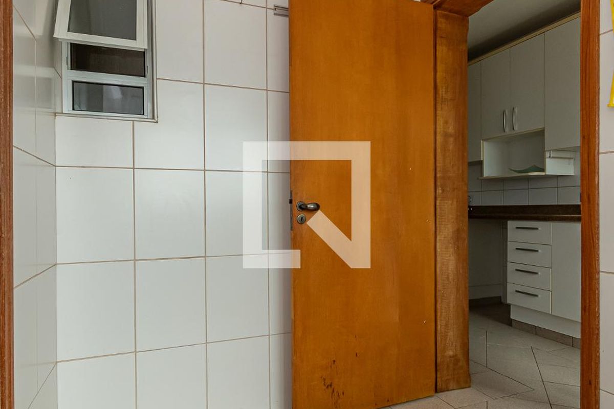 Apartamento à Venda - Mansões Santo Antônio, 4 Quartos,  135 m2 em , Campinas - sp | SoloBR