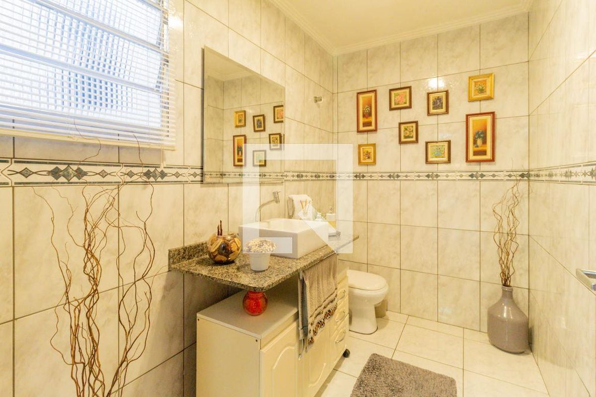 Casa, 4 quartos, 240 m² - Foto 54