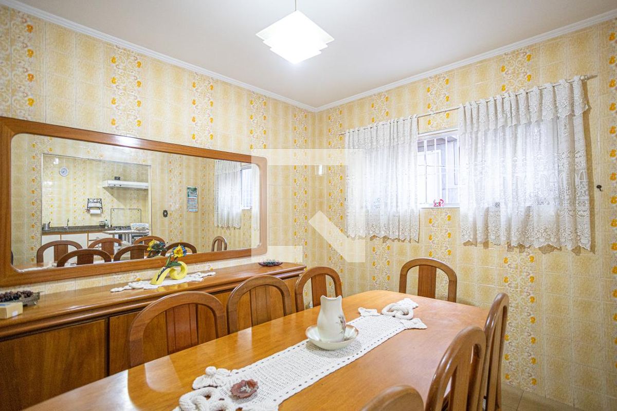 Casa, 4 quartos, 270 m² - Foto 62