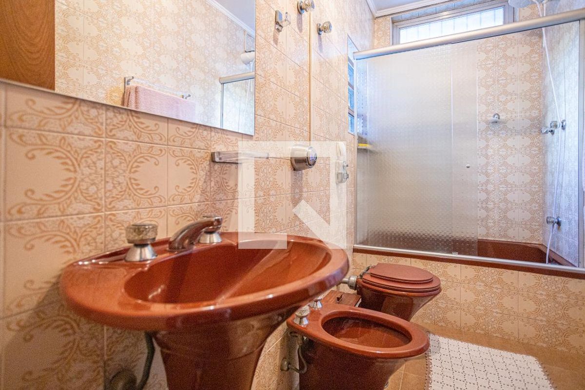 Casa, 4 quartos, 270 m² - Foto 46