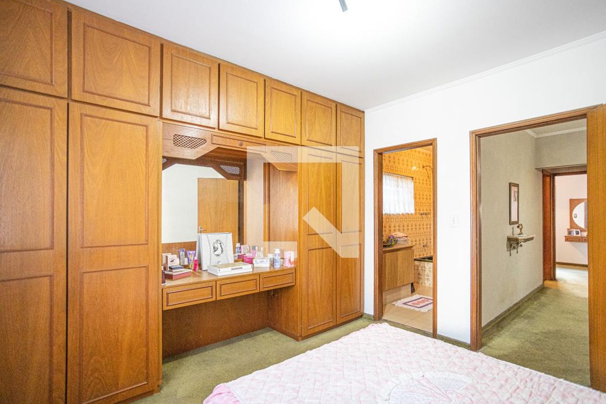 Casa, 4 quartos, 270 m² - Foto 40