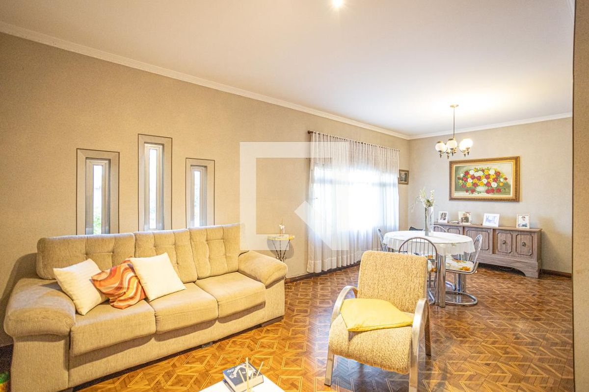 Casa, 4 quartos, 270 m² - Foto 2