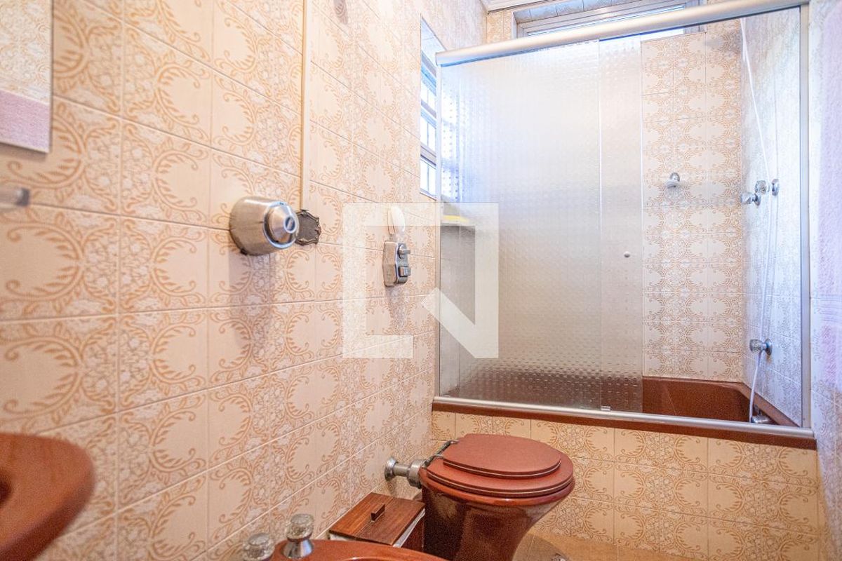 Casa, 4 quartos, 270 m² - Foto 48
