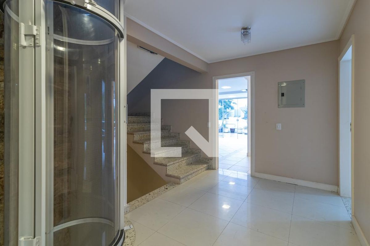 Casa, 6 quartos, 600 m² - Foto 40