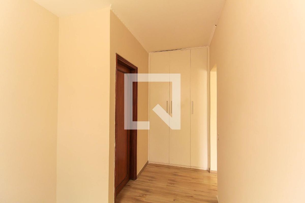 Casa, 3 quartos, 250 m² - Foto 15