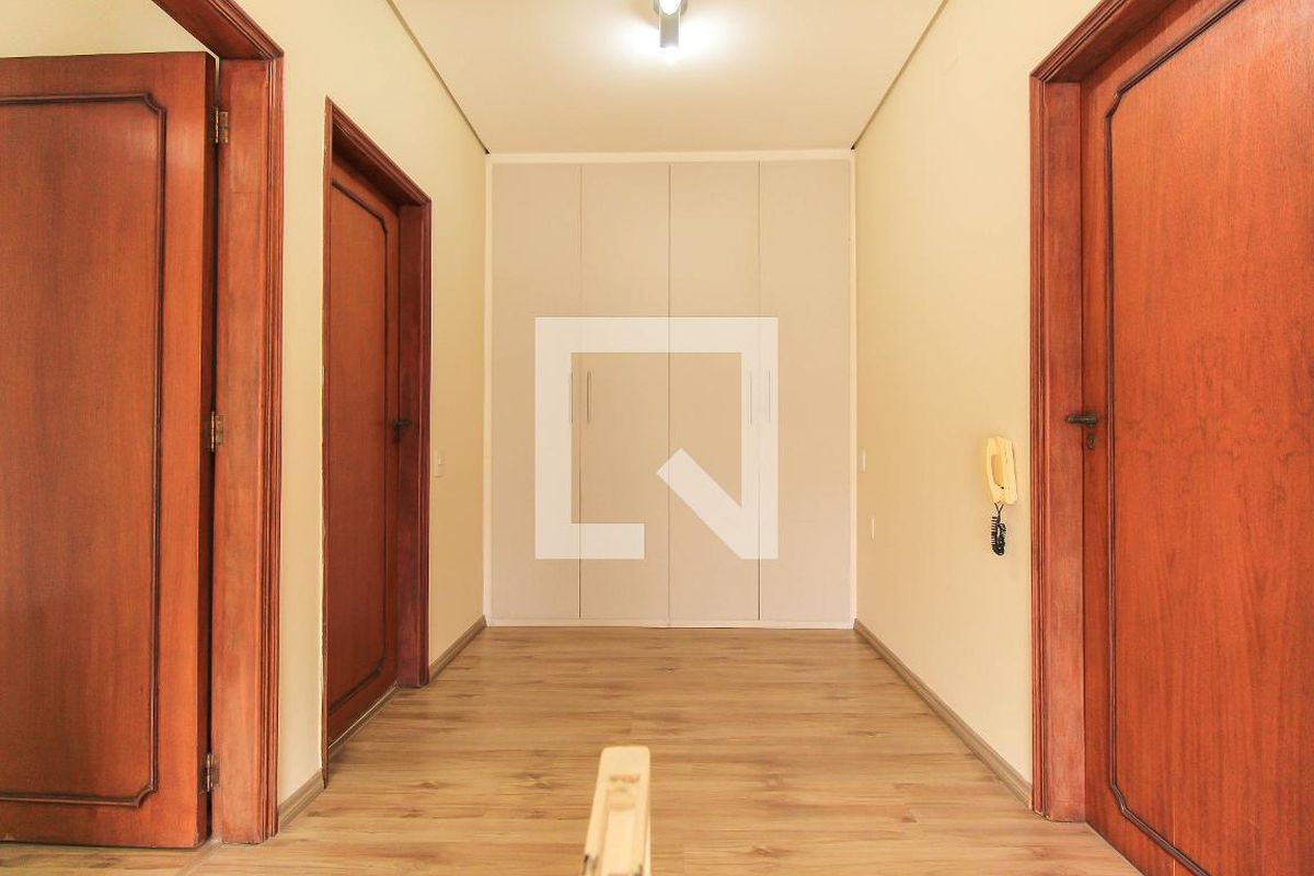 Casa, 3 quartos, 250 m² - Foto 10