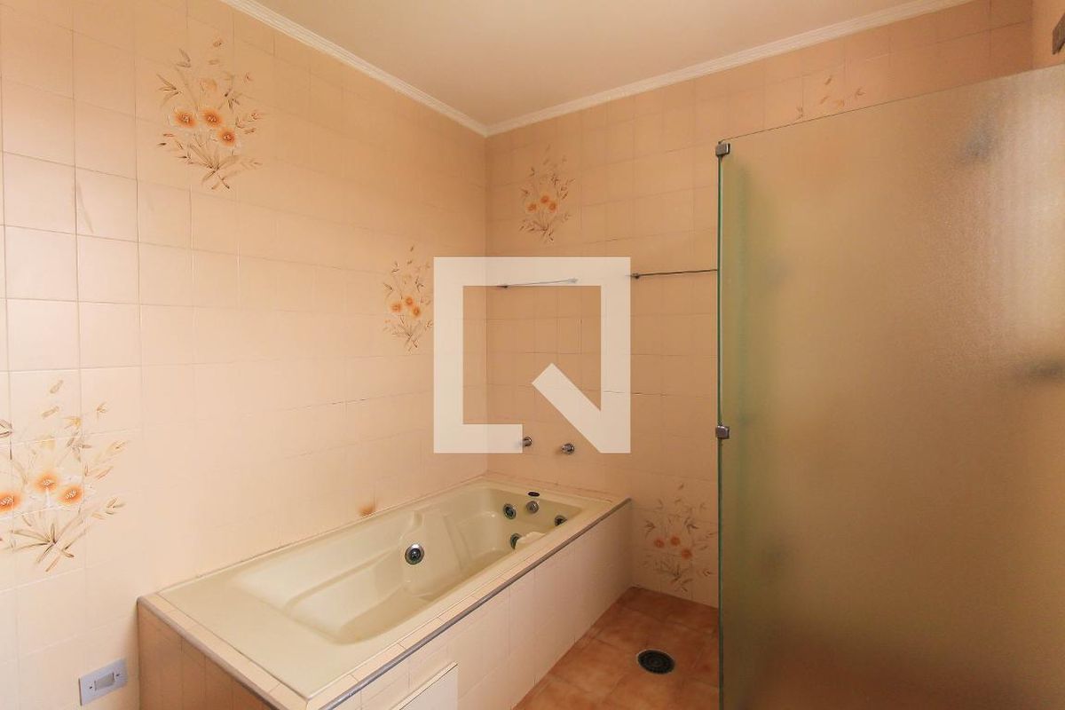 Casa, 3 quartos, 250 m² - Foto 18