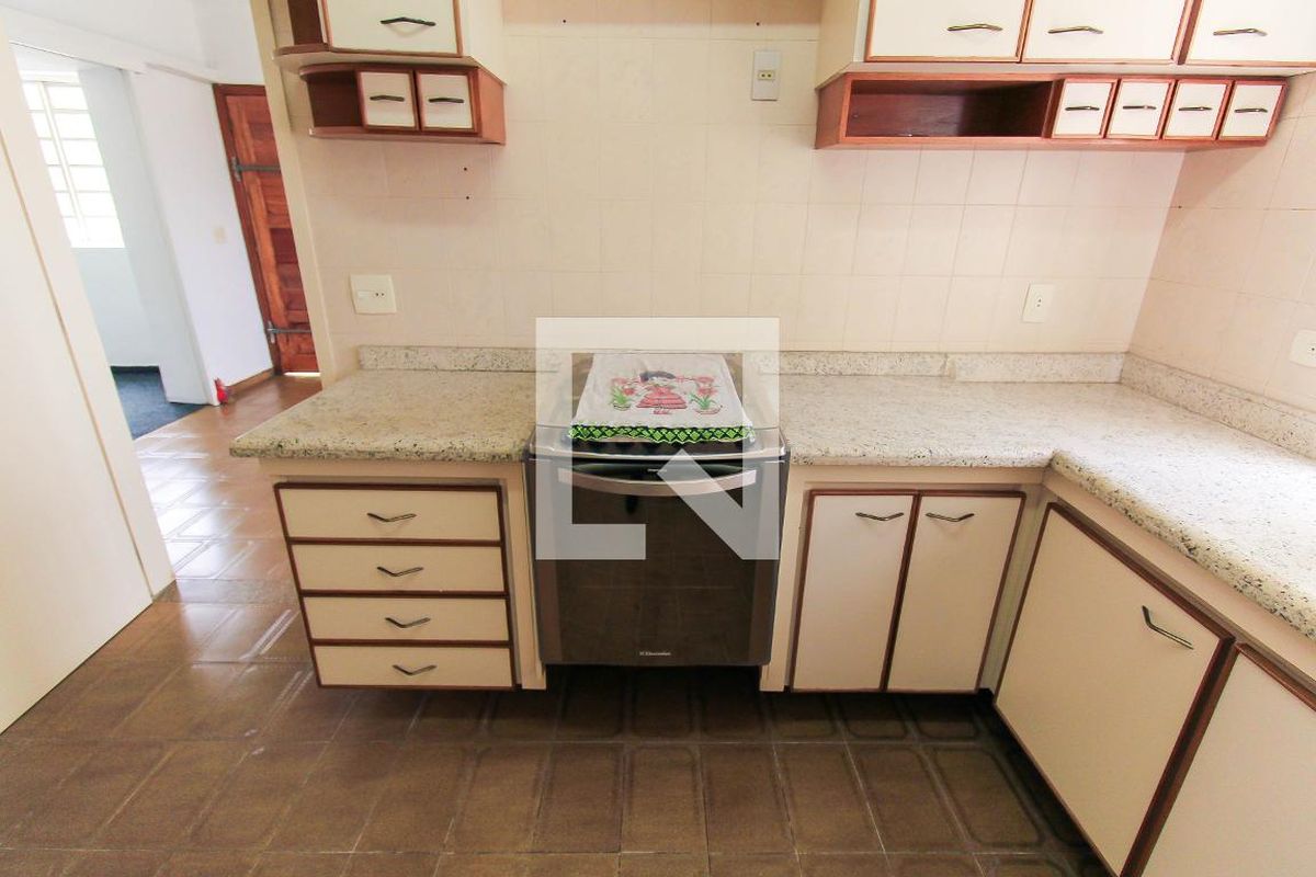Casa, 3 quartos, 250 m² - Foto 45