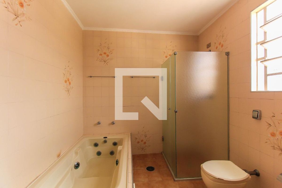Casa, 3 quartos, 250 m² - Foto 17