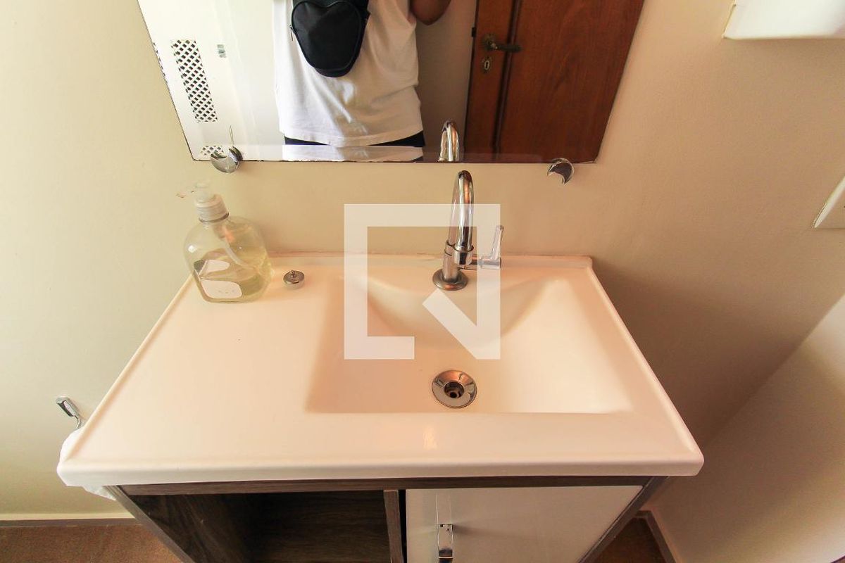 Casa, 3 quartos, 250 m² - Foto 35
