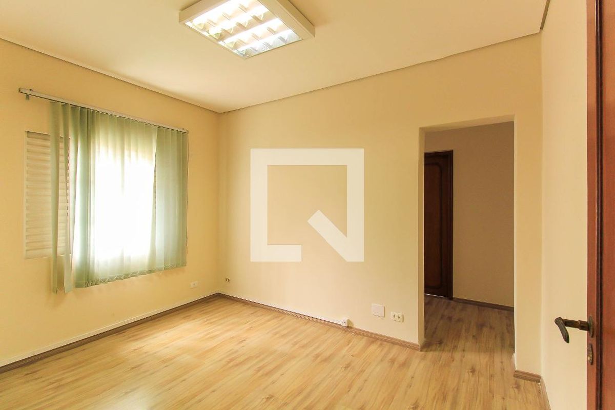 Casa, 3 quartos, 250 m² - Foto 11