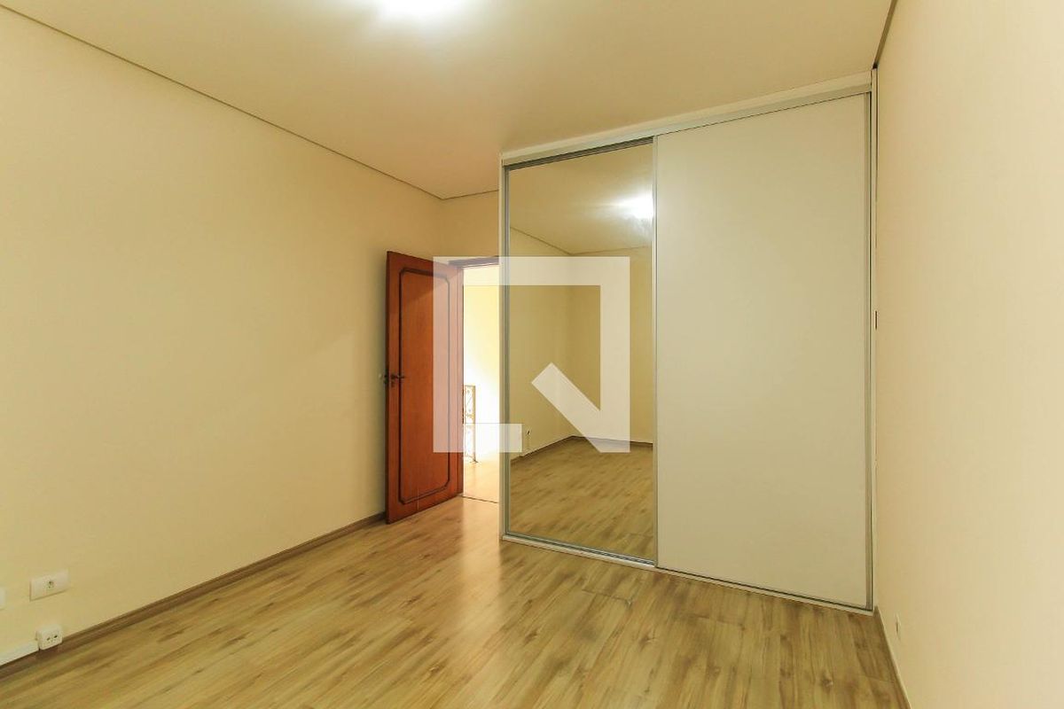 Casa, 3 quartos, 250 m² - Foto 28