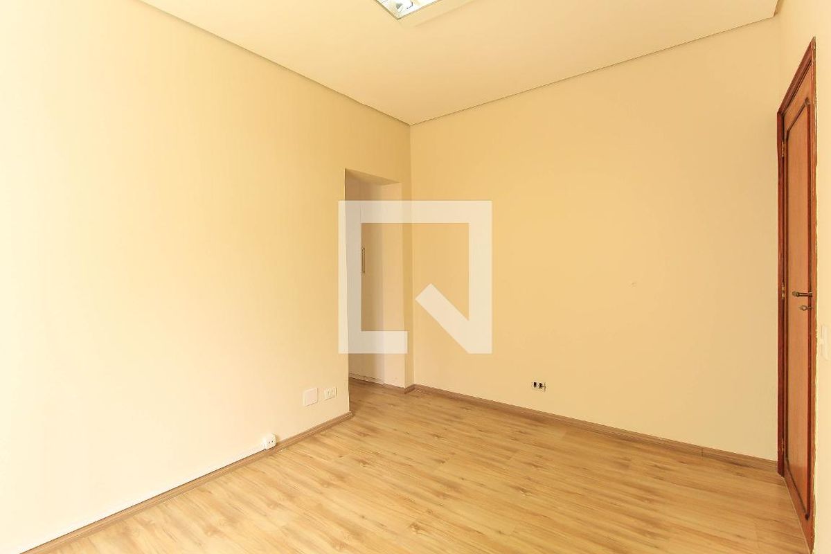 Casa, 3 quartos, 250 m² - Foto 13