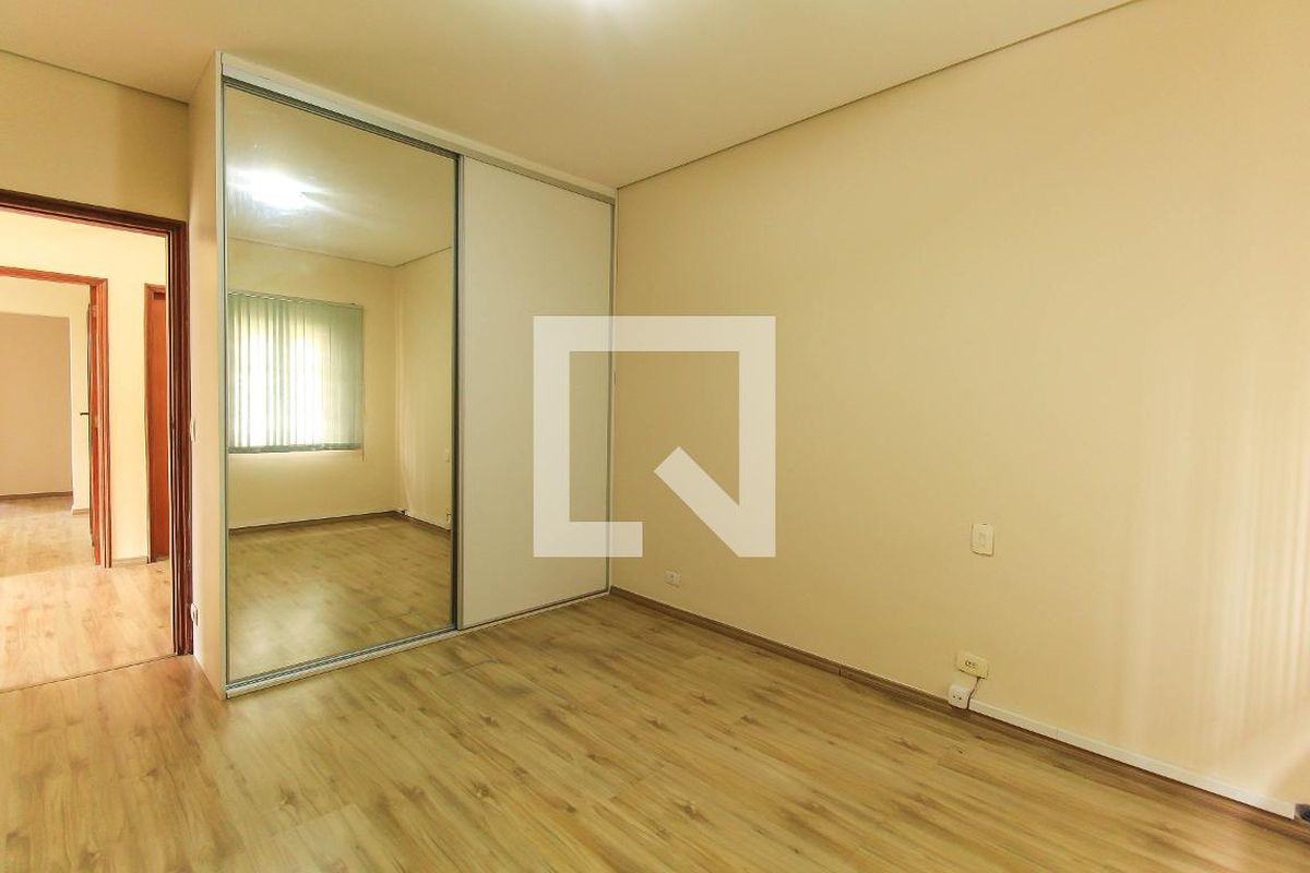 Casa, 3 quartos, 250 m² - Foto 27