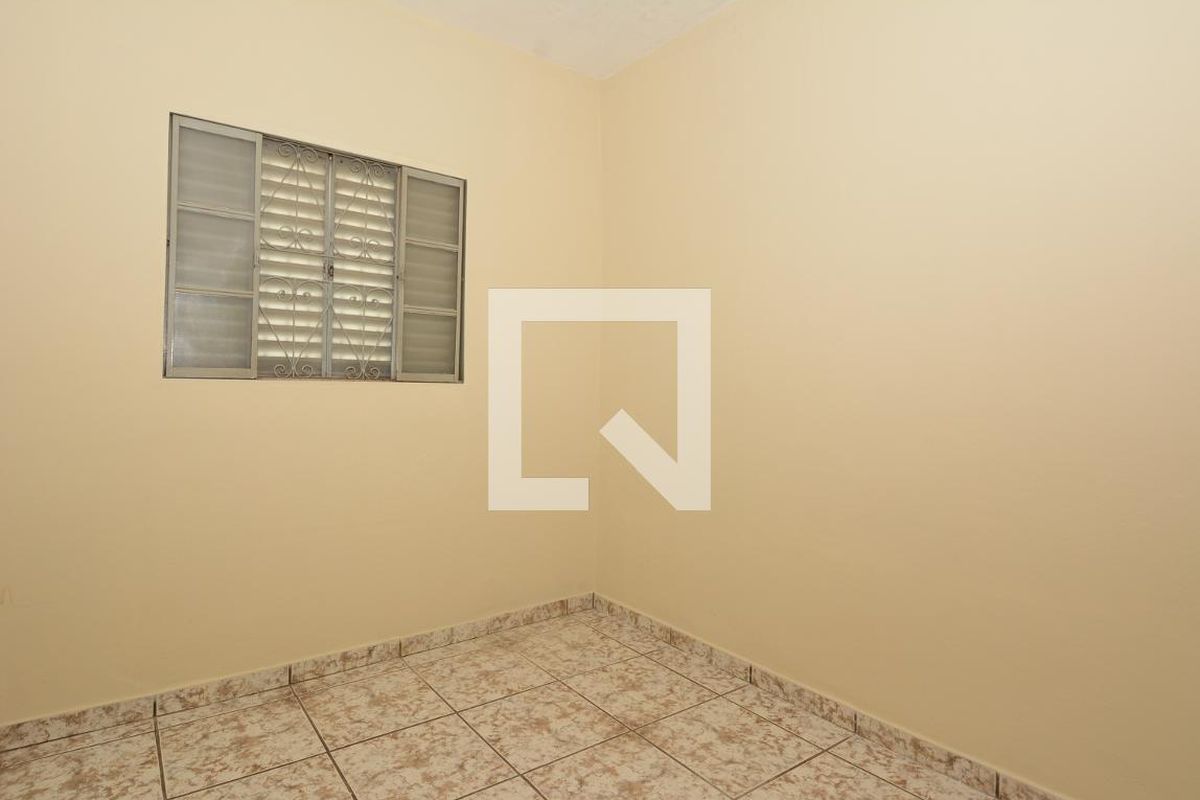 Casa à Venda - Jardim do Lago, 3 Quartos,  130 m2 em , Campinas - sp | SoloBR