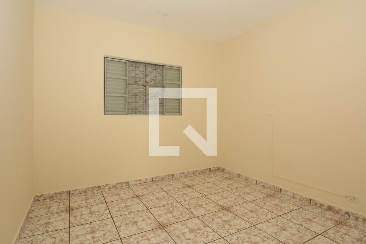 Casa à Venda - Jardim do Lago, 3 Quartos,  130 m2 em , Campinas - sp | SoloBR