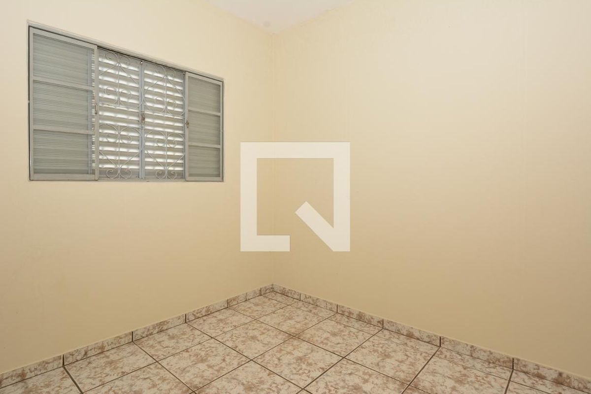 Casa à Venda - Jardim do Lago, 3 Quartos,  130 m2 em , Campinas - sp | SoloBR