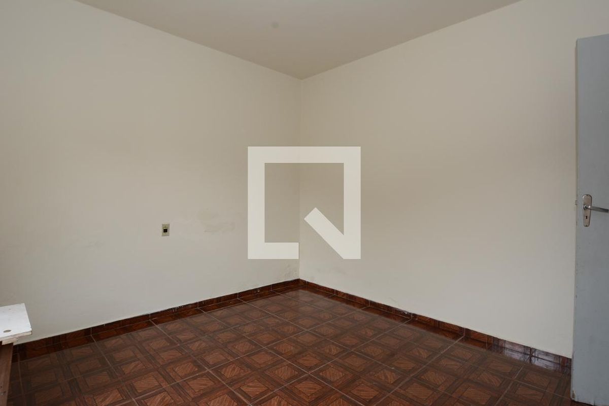Casa à Venda - Jardim do Lago, 3 Quartos,  130 m2 em , Campinas - sp | SoloBR