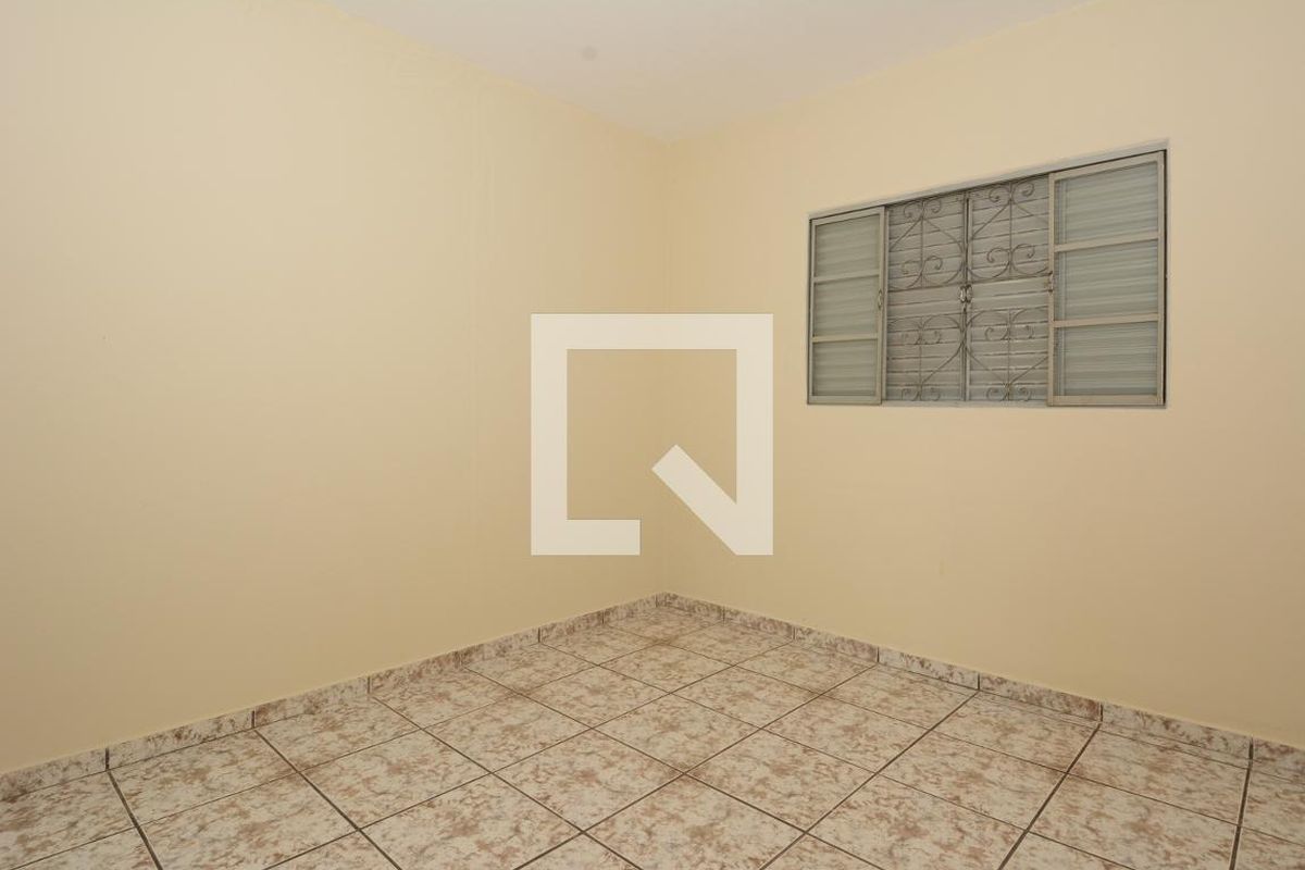 Casa à Venda - Jardim do Lago, 3 Quartos,  130 m2 em , Campinas - sp | SoloBR