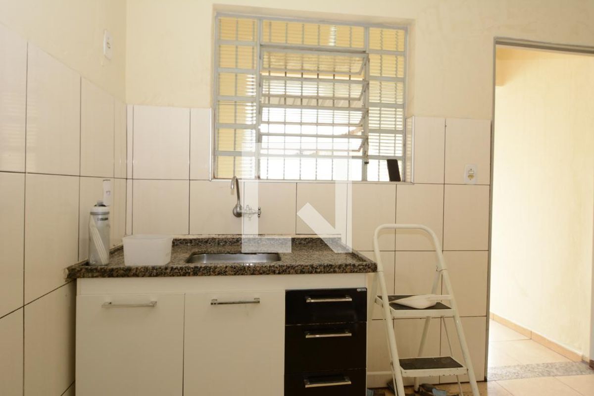 Casa à Venda - Jardim do Lago, 3 Quartos,  130 m2 em , Campinas - sp | SoloBR