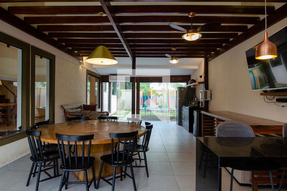 Casa, 4 quartos, 293 m² - Foto 200