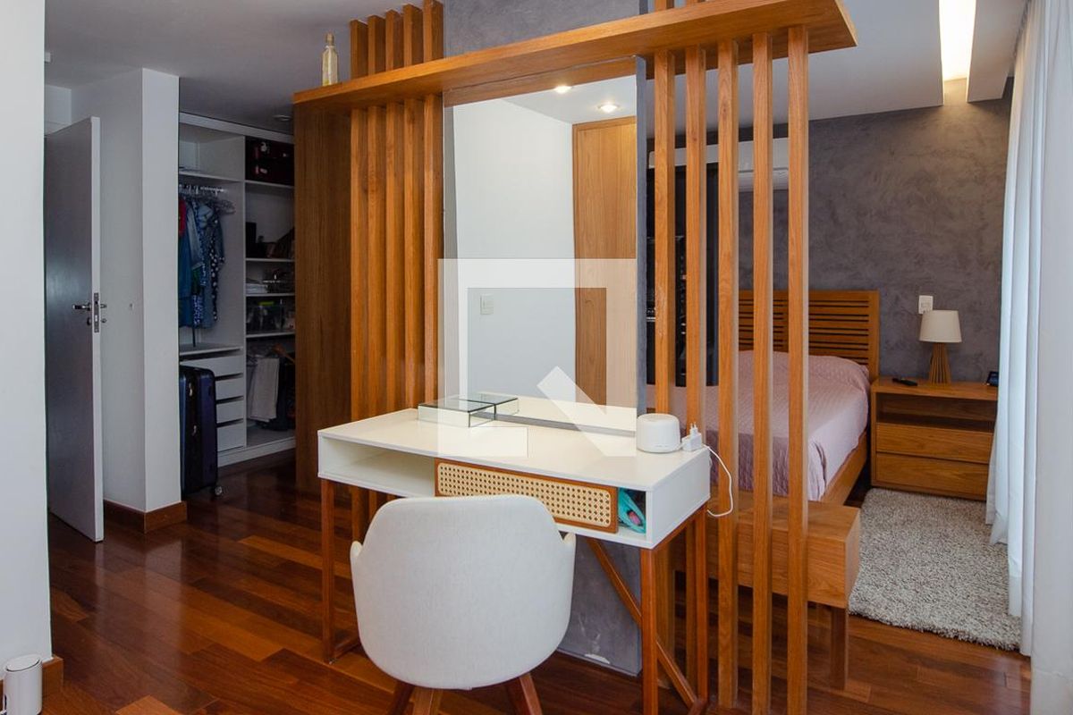 Casa, 4 quartos, 293 m² - Foto 42