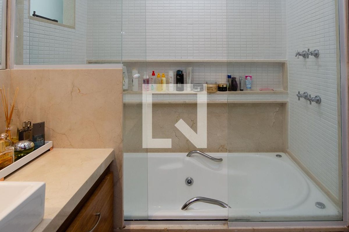 Casa, 4 quartos, 293 m² - Foto 52