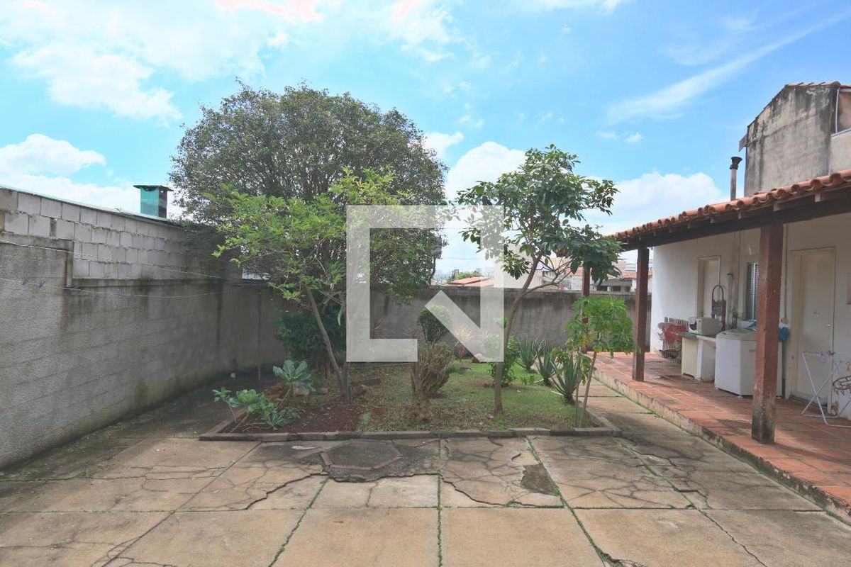 Casa à Venda - Taquaral, 4 Quartos,  220 m2 em , Campinas - sp | SoloBR