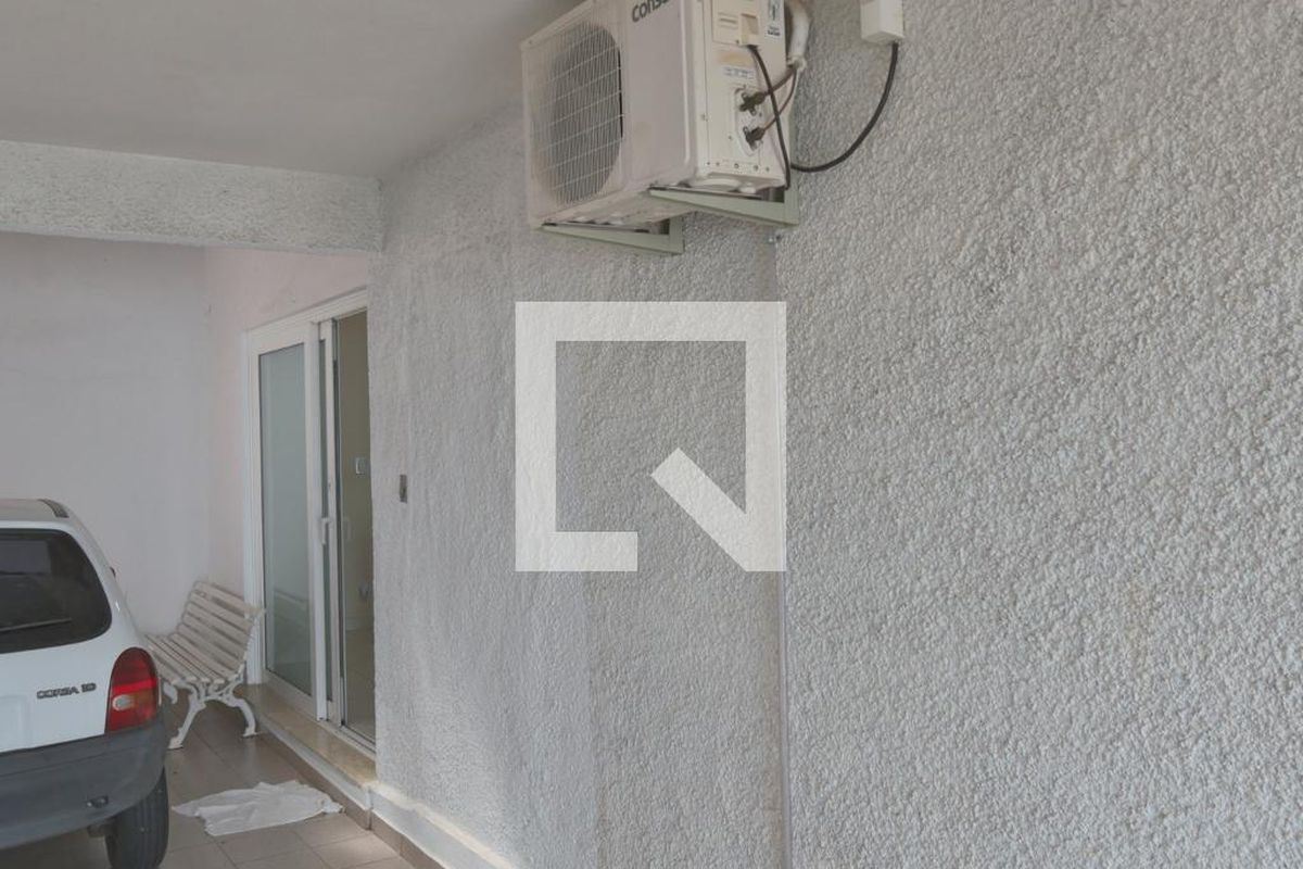 Casa à Venda - Taquaral, 4 Quartos,  220 m2 em , Campinas - sp | SoloBR
