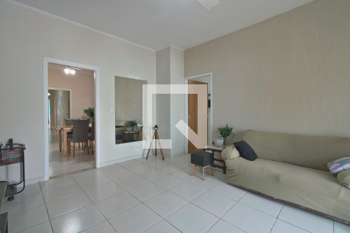 Casa à Venda - Taquaral, 4 Quartos,  220 m2 em , Campinas - sp | SoloBR