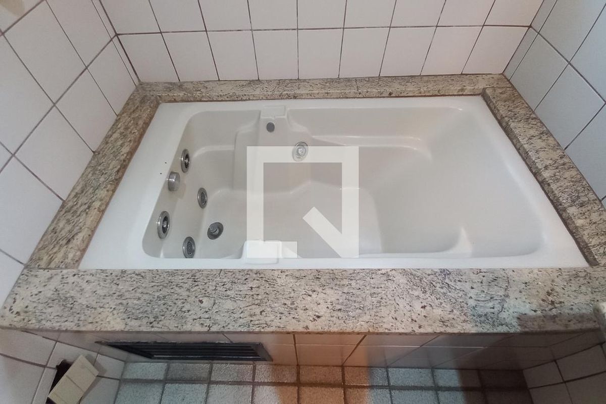 Apartamento à Venda - Cambuí, 4 Quartos,  165 m2 em , Campinas - sp | SoloBR