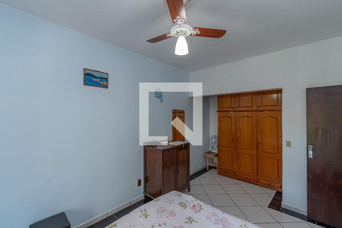 Casa à Venda - Lot. Alphaville Campinas, 3 Quartos,  160 m2 em , Campinas - sp | SoloBR