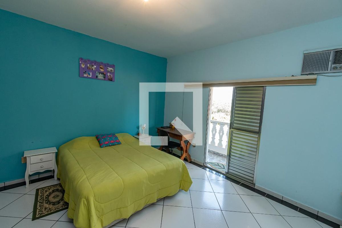 Casa à Venda - Lot. Alphaville Campinas, 3 Quartos,  160 m2 em , Campinas - sp | SoloBR