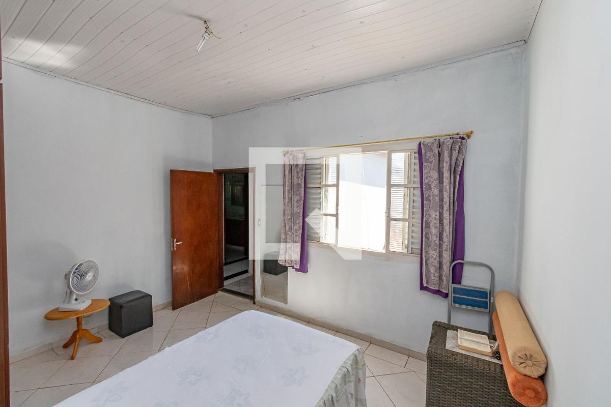 Casa à Venda - Lot. Alphaville Campinas, 3 Quartos,  160 m2 em , Campinas - sp | SoloBR